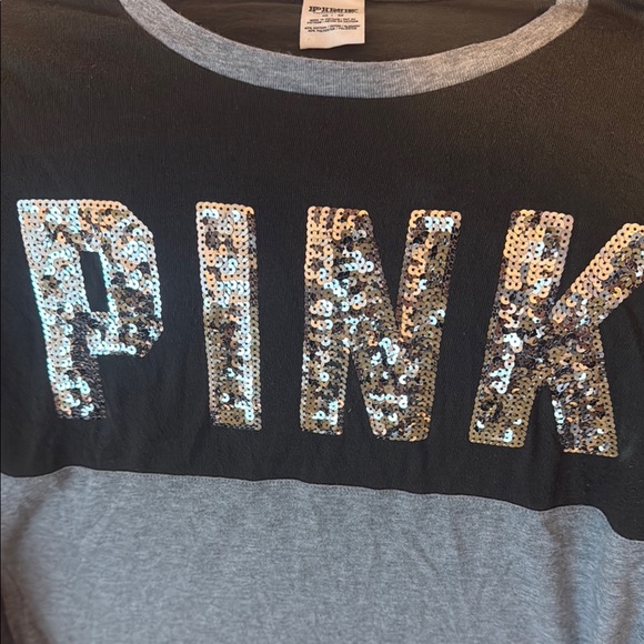 PINK Victoria's Secret Gray and Black Long Sleeve Tee with Glitter Logo - Picture 3 of 3